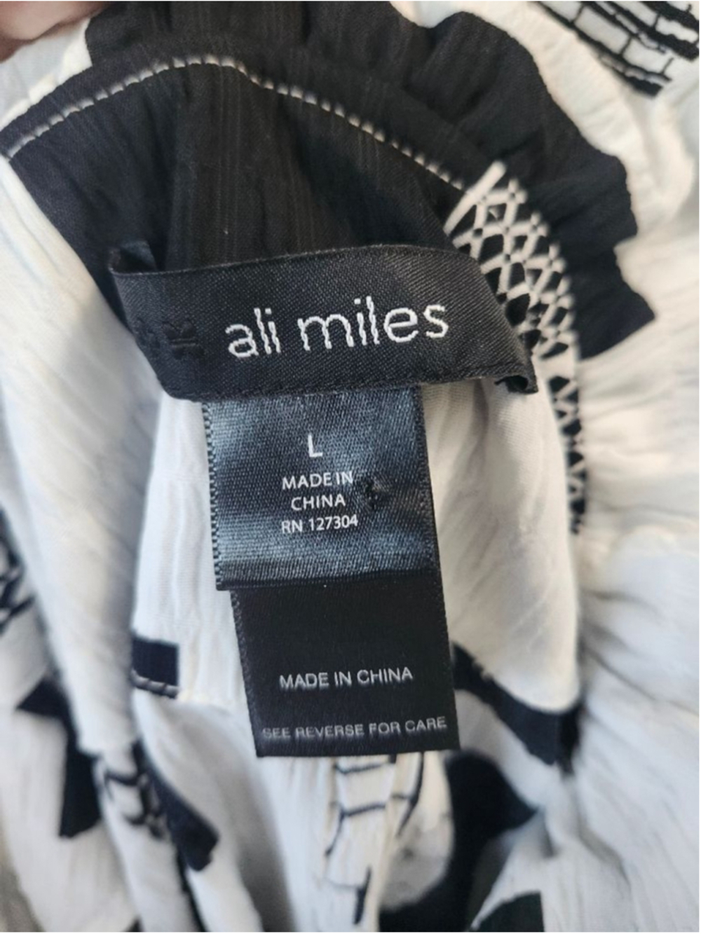 ali miles White & Black Abstract Blouse L - Picture 6 of 6